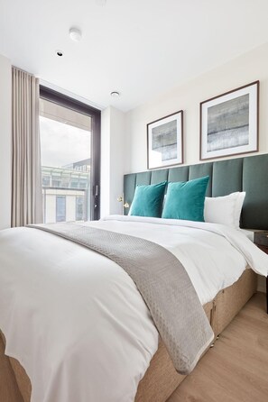 Room - Sonder at Britain Quay (Dublin)