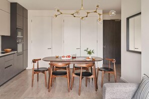 Room - Sonder at Britain Quay (Dublin)