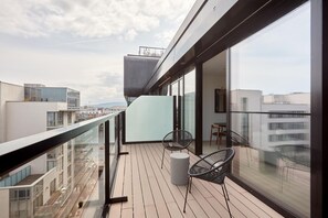 Room - Sonder at Britain Quay (Dublin)