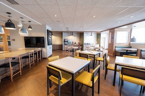 Petit déjeuner continental compris tous les jours