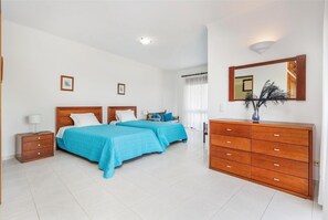 3 habitaciones y caja de seguridad en la habitación 