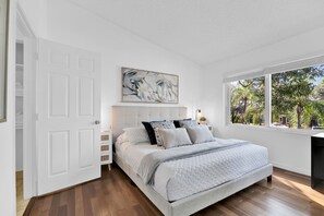 1 bedroom, iron/ironing board, travel cot, free WiFi