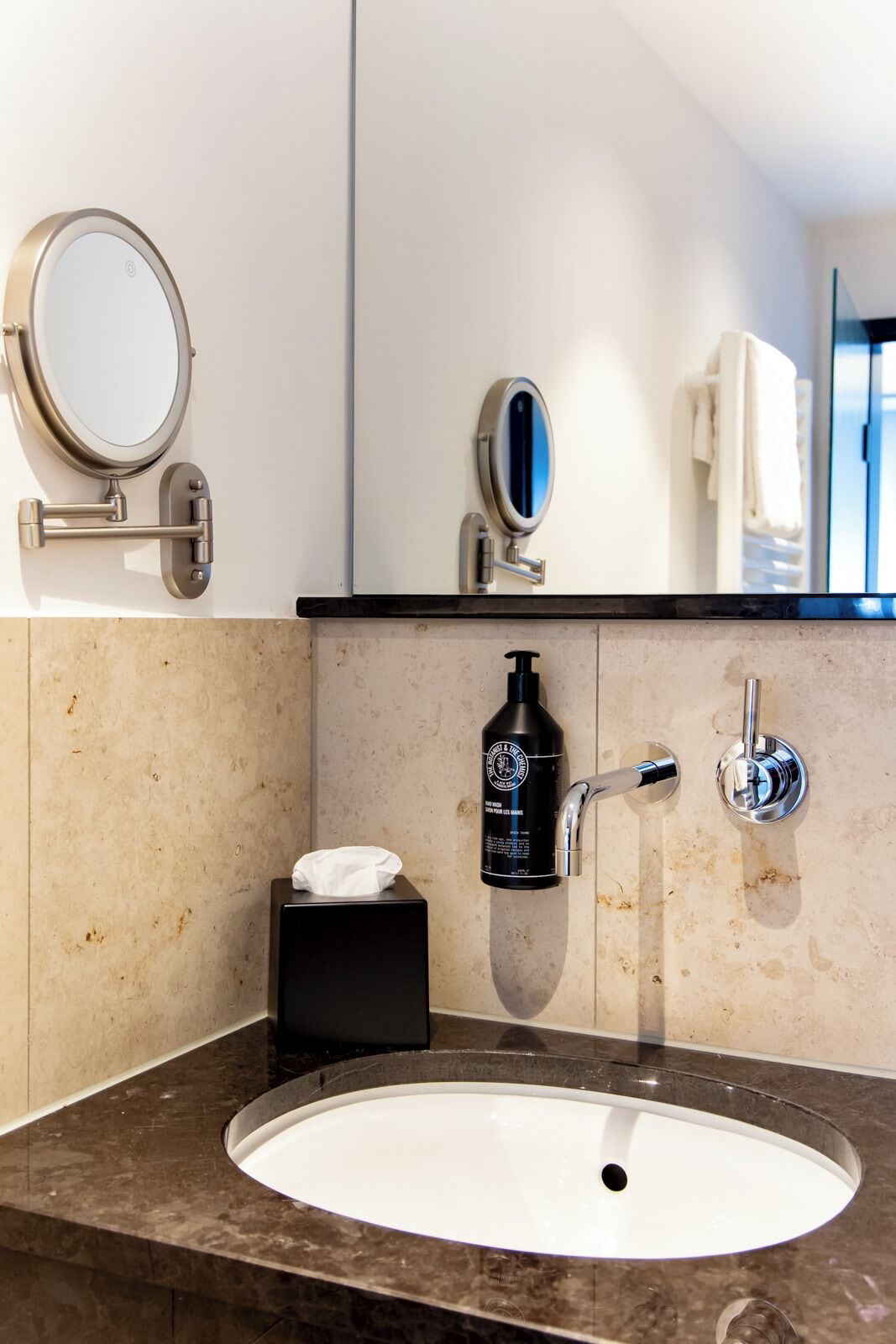 Photo - MUZE Hotel Dusseldorf - Handwritten Collection