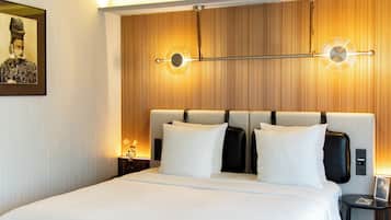Deluxe Δωμάτιο, 1 Διπλό Κρεβάτι, Θέα στην Πόλη | Υποαλλεργικά κλινοσκεπάσματα, μίνι μπαρ, μοναδική διακόσμηση