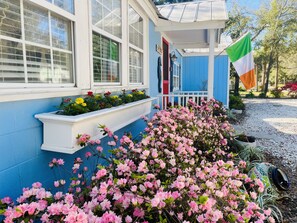 Property grounds - Cottage | Private Pool, 2 Blocks to Beach, Pet Friendly | Tybee Cottages (Tybee Island)
