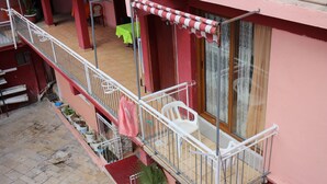 Terrace/patio - Karaca Termal Pansiyon (Denizli)