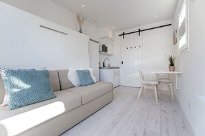 TV - Studio Jadana - A great couples get away (Zandvoort)