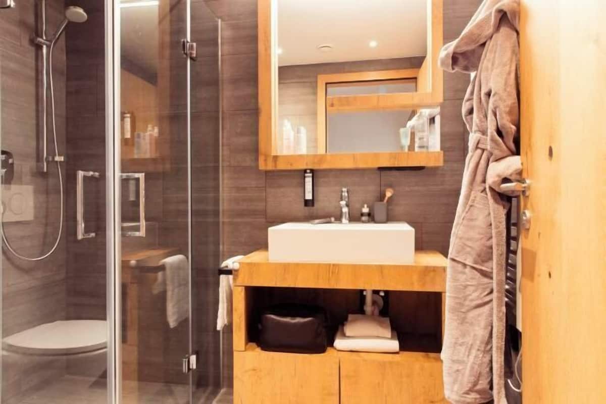 Pengeskab på værelset, individuelt design, individuel indretning