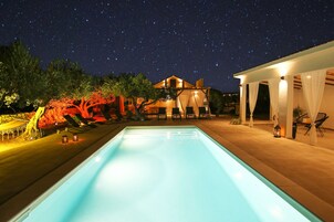Villa (Three Bedroom Villa with Swimming Poo) | Pool | Seasonal outdoor pool, sun loungers