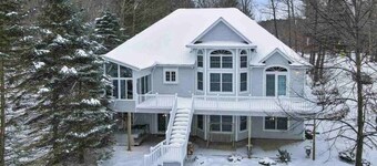   Spacious 5BR Long Lake Home, Clear Water-Sandy Bottom Lake-Near Traverse City.