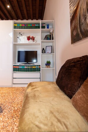 Smart-TV, Bücher