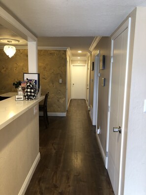 Interior - WOW! Better Than A Hotel! SPACIOUS 4BR in SAN JOSE (San Jose)