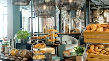 Daily buffet breakfast for a fee