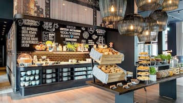 Daily buffet breakfast for a fee