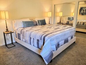 1 bedroom, desk, iron/ironing board, WiFi