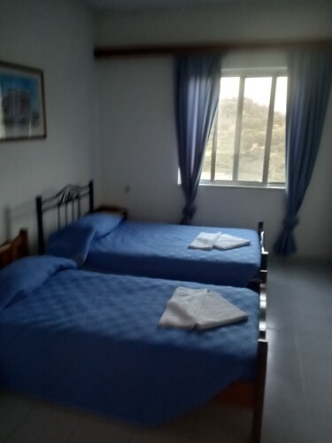 Fairy tail house close t Platanias