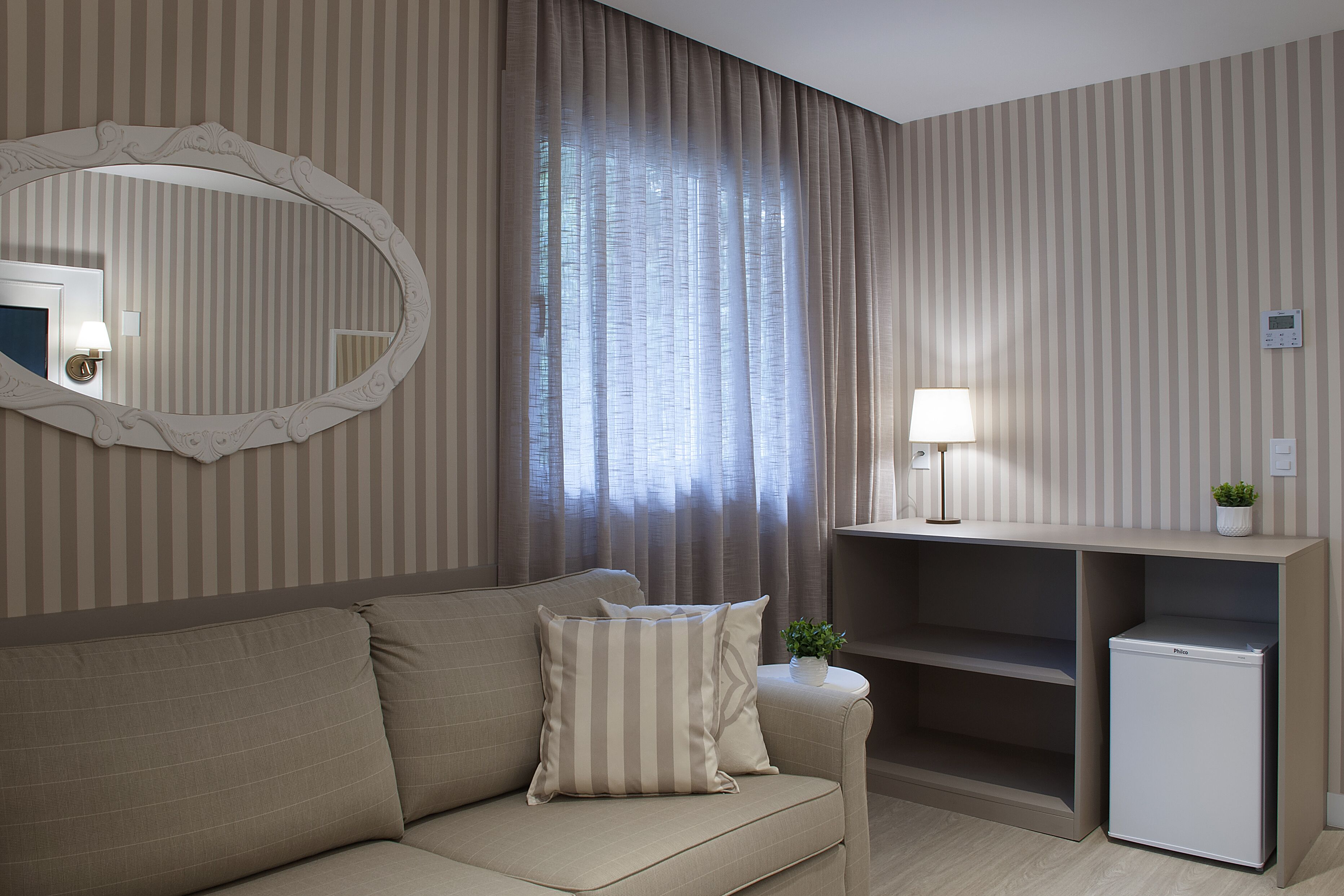 1 bedroom, minibar, individually decorated, desk