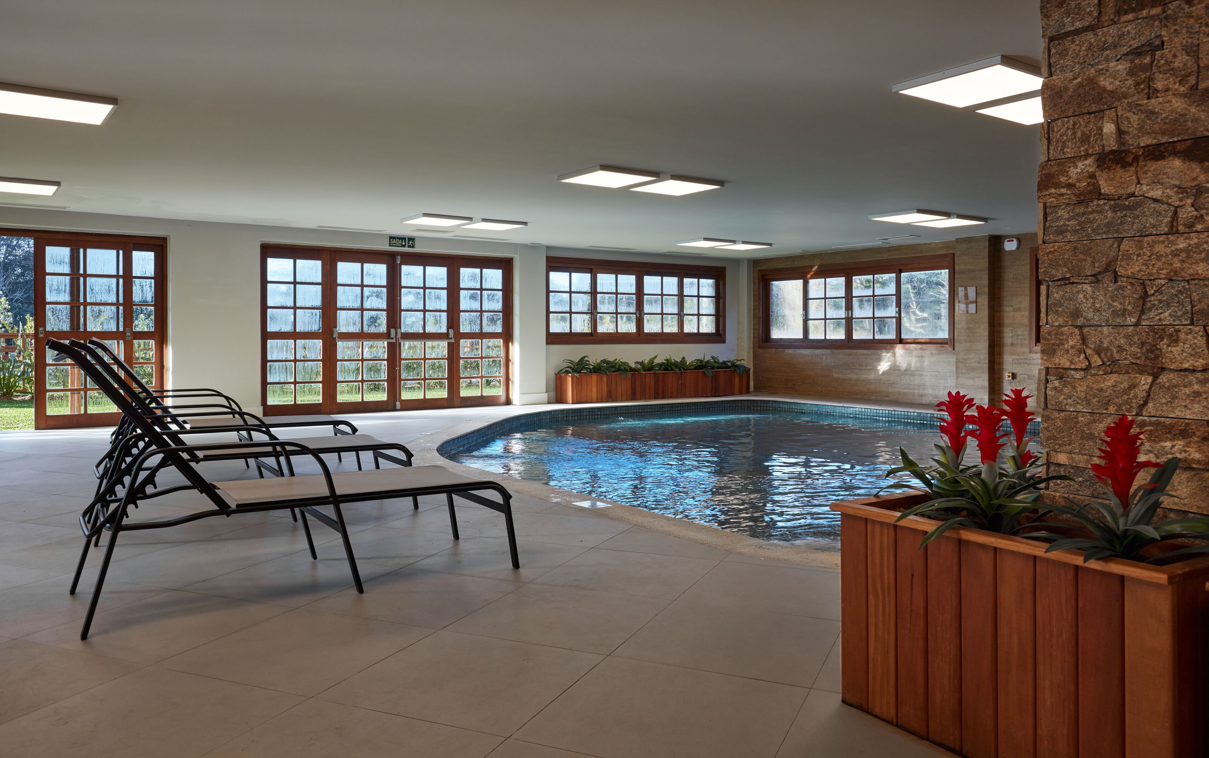 indoor pool, pool loungers