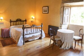 5 makuuhuonetta, Wi-Fi, vuodevaatteet, pääsy pyörätuolilla