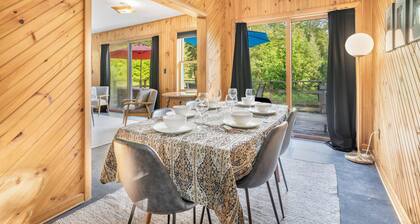 Starry Skies: 7min to SkiStratton+PikesFalls+DogOK