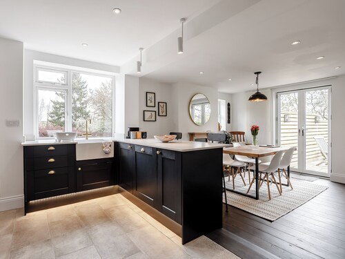 2 bedroom accommodation in Great Addington