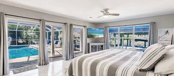 Large Family Retreat w/ Optional Boat Rental!