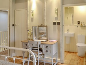 Towels - Westfield Farm (UK33124) (Little Barugh, near Pickering)