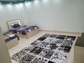 Apartment | 3 bedrooms, iron/ironing board, free WiFi, bed sheets - Lovely 3-bed Pyramids Viewapartment in Kafr Nassar (Giza)