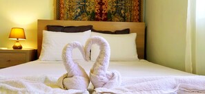 2 bedrooms, iron/ironing board, free WiFi, bed sheets