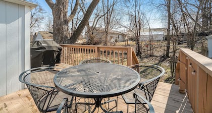 The Mulberry House: Cozy Home In Downtown Olathe