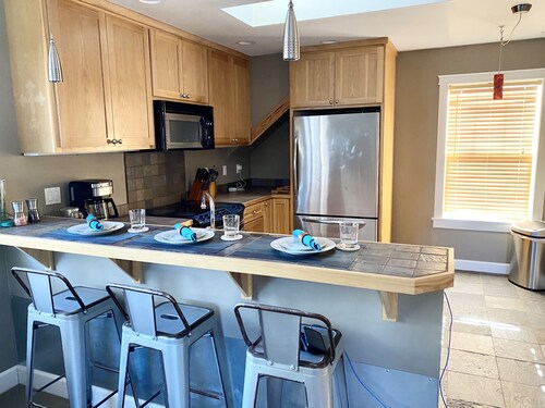 Bend Zen Den | Prime Westside Location | Pet-Friendly