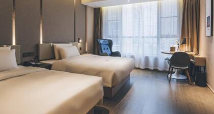 Atour Hotel