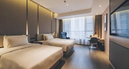 Atour Hotel