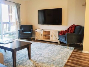 Fernseher, Kamin, Streaming-Dienste