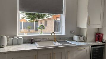 Dishwasher, highchair