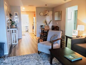 Interior - Hillside Hideout - Great for groups! - Great Views (Branson)