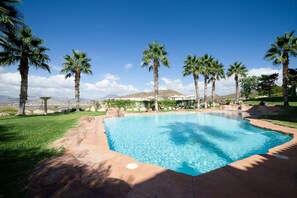 Outdoor pool - Moonkey - Apartment La Nit (Mutxamel)