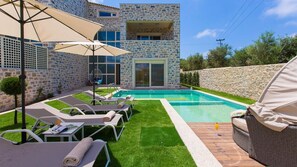Exterior - Blue Mare Villa in Rethimno Crete (Rethymno)