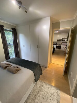 1 Schlafzimmer, Bügeleisen/Bügelbrett, kostenloses WLAN, Bettwäsche