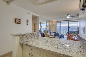 Interior - Direct Oceanfront, unobstructed ocean view top floor penthouse quiet & private. (Lahaina)