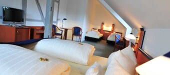 Four-bed room - Hotel Goldene Krone