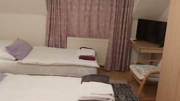 1 bedroom, in-room safe, iron/ironing board, WiFi