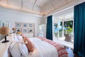 5 bedrooms, iron/ironing board, WiFi, bed sheets