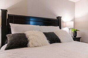 2 bedrooms, desk, iron/ironing board, free WiFi