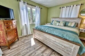 4 habitaciones, escritorio y wifi gratis