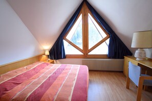 2 bedrooms