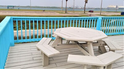 Classic octagon house with excellent beach and jetty views!