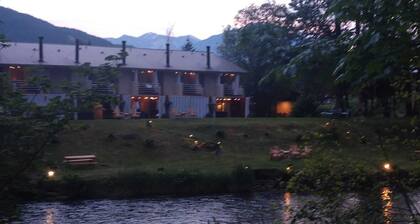 Moon River Suites Wedding Party Lodging on River