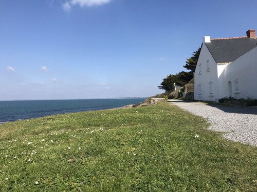 Fisherman's house 50 m from the sea