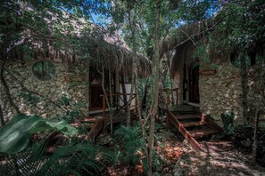 Terrace/patio - Pepem Holistic Experience - Peaceful Retreat Near Tulum (Tulum)
